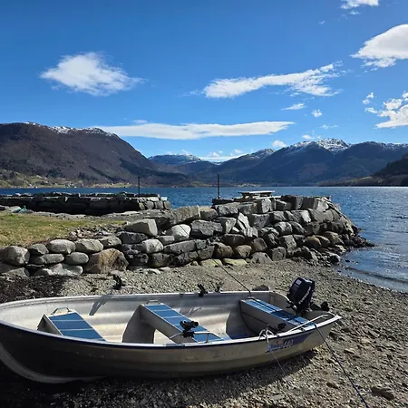 Daire Fjord & Fjell Idyll Tunheim